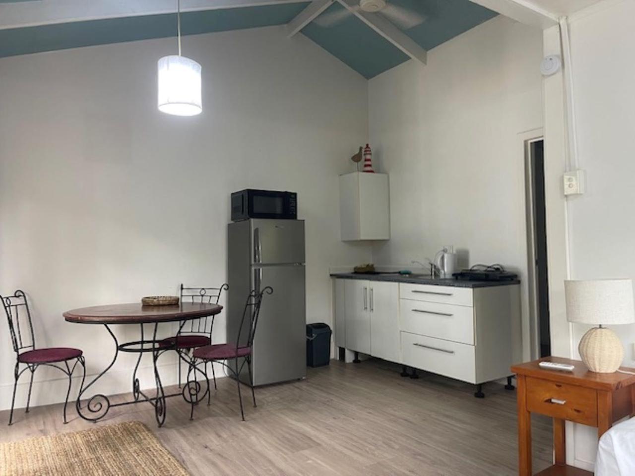 Tongan Beach Resort Utungake Екстер'єр фото