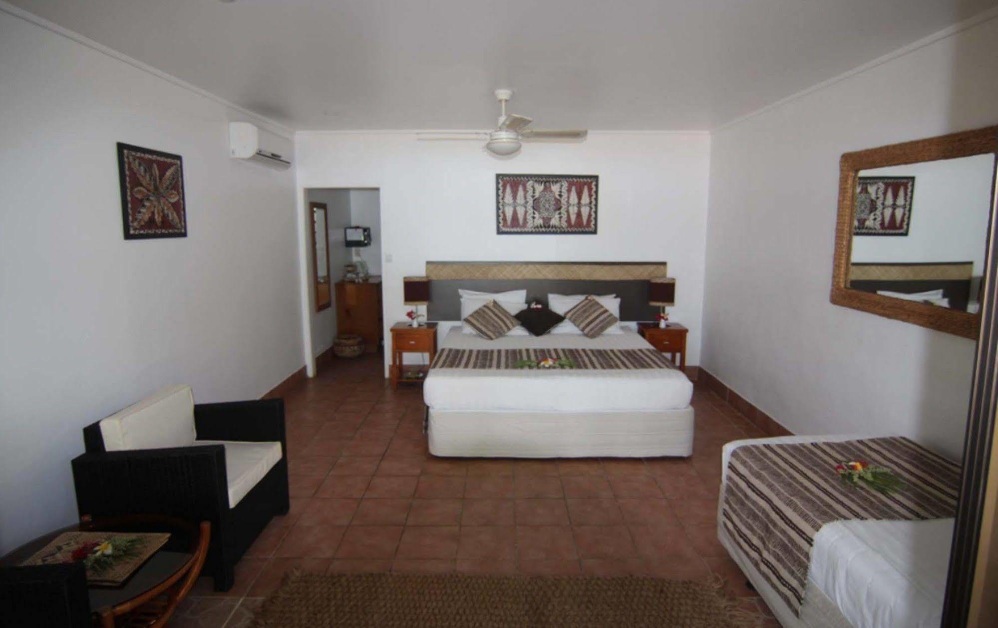 Tongan Beach Resort Utungake Екстер'єр фото